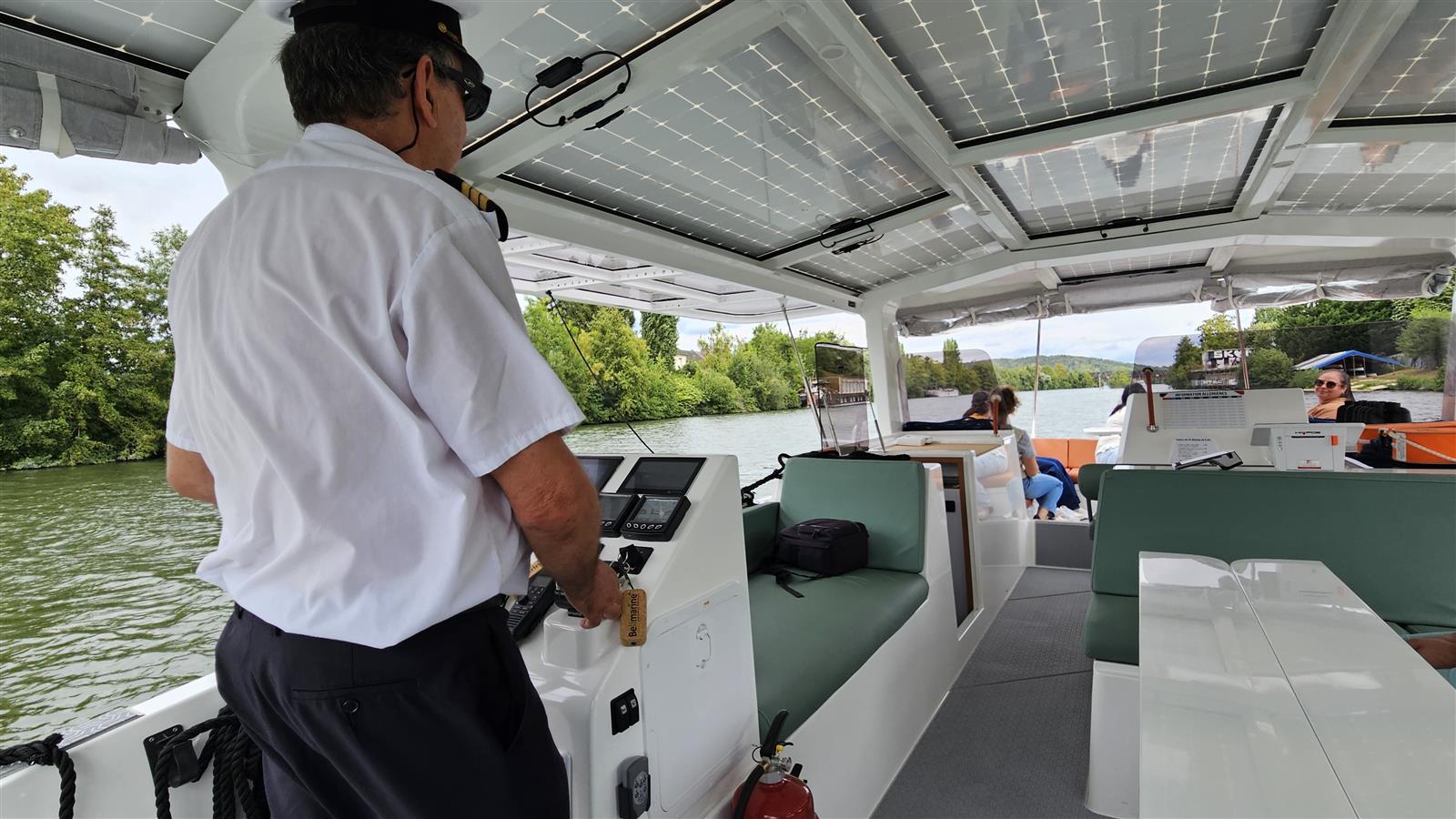 _Évasion Fluviale_ - catamaran solaire - Catamaran7 © Lou-Ann Debon