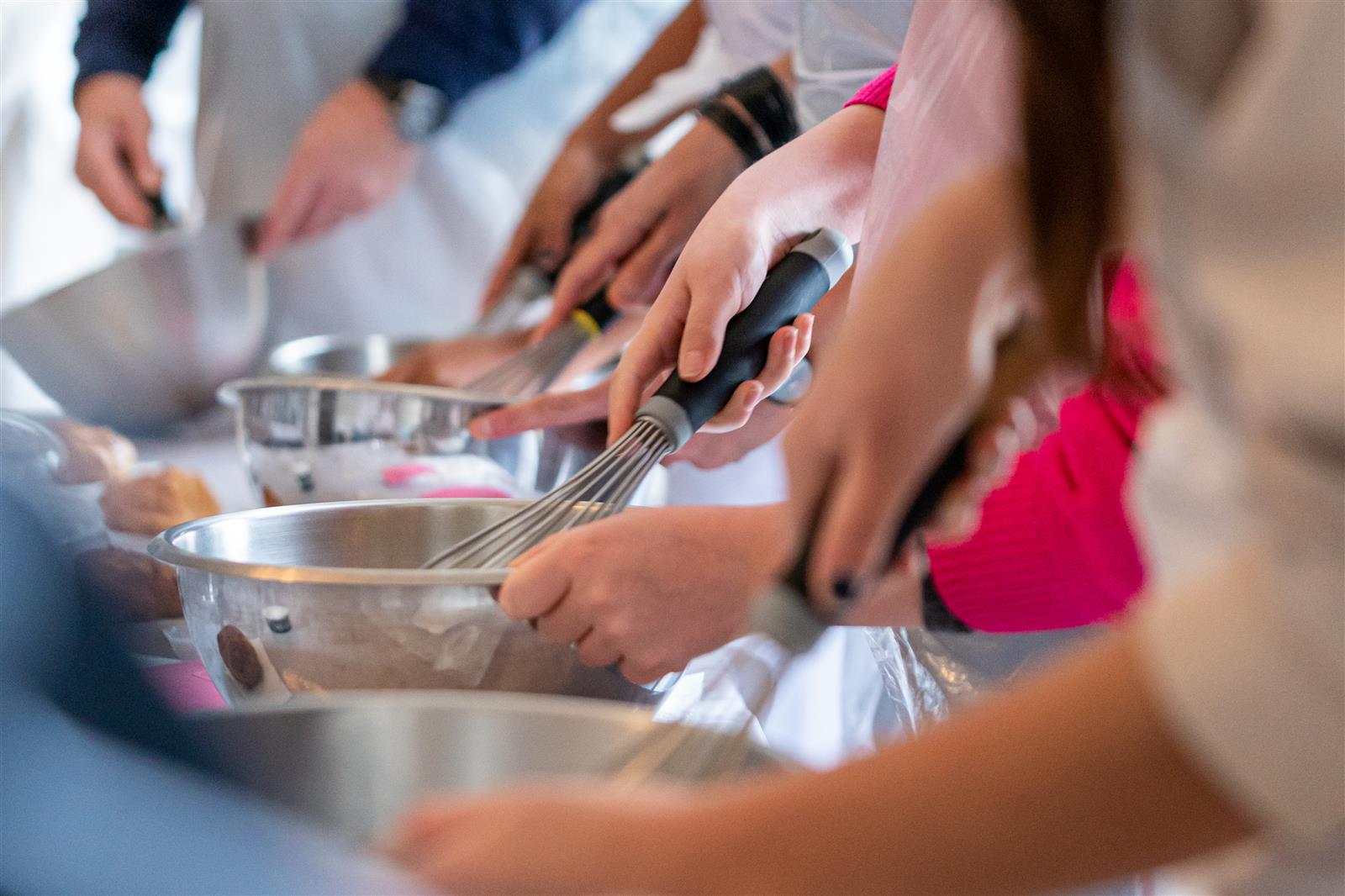 1. Atelier de crème Chantilly - Chantilly whipped cream workshop - Copyright J.B. Quillien