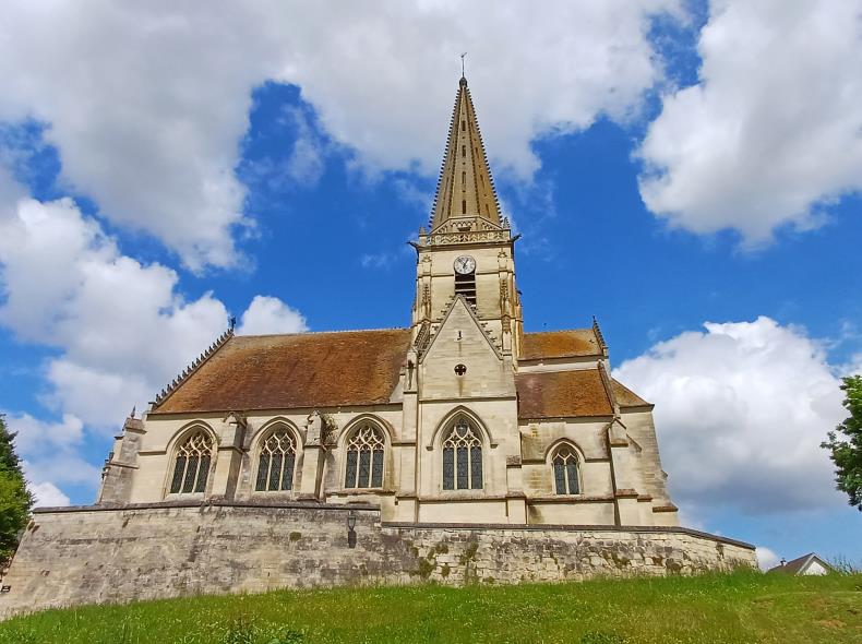 Église Saint-Victor à Autrêches