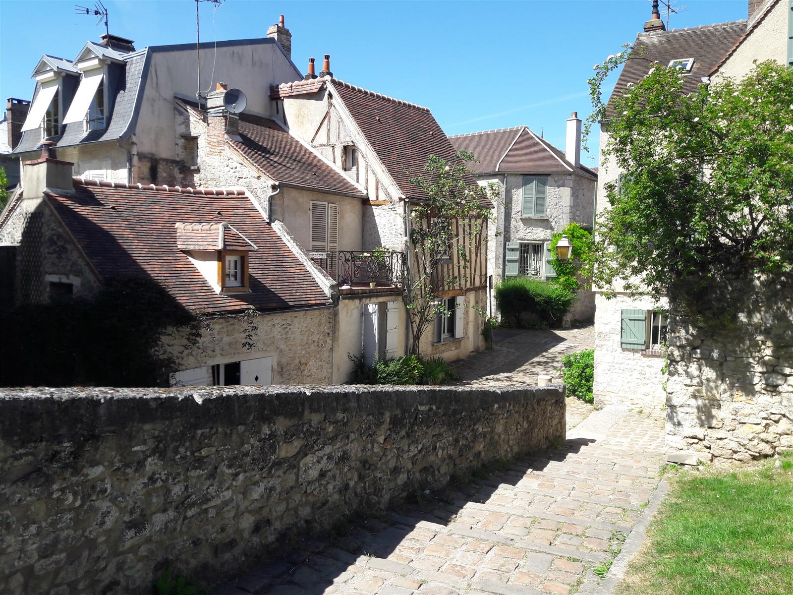 Rempart médiévale, rue de la Poterne