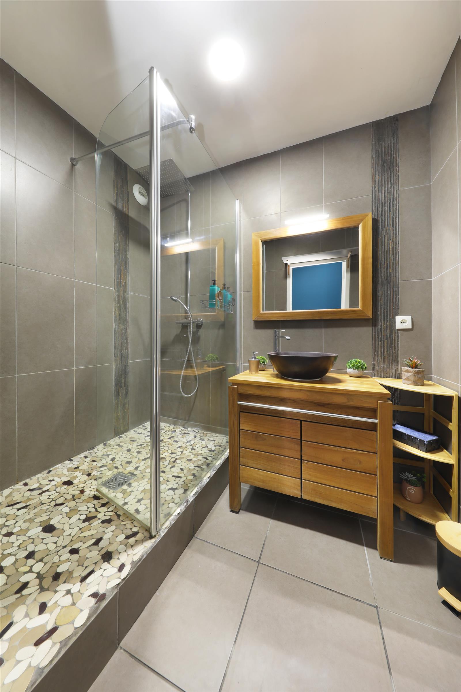 Salle de bains_Le Cocon des Pros'_VIT