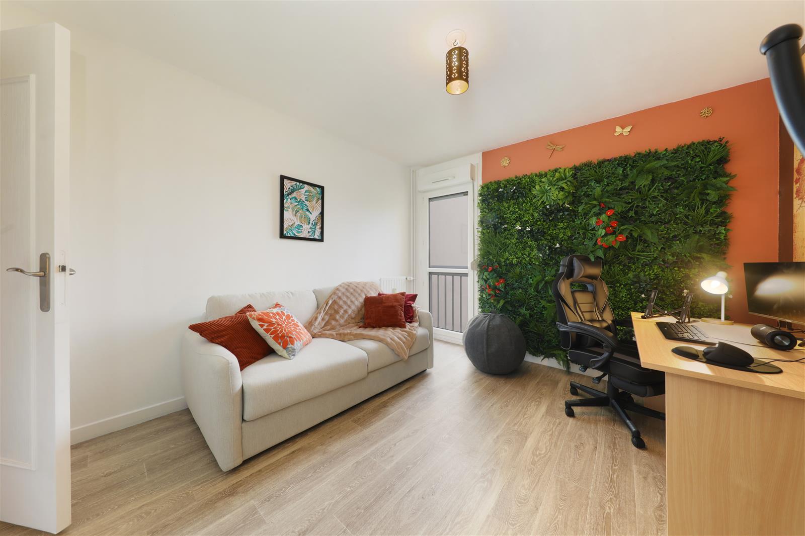 Bureau / Chambre 2_Le Cocon des Pros'_VIT