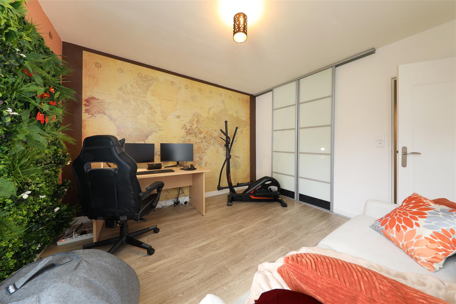 Bureau / Chambre 2_Le Cocon des Pros'_VIT