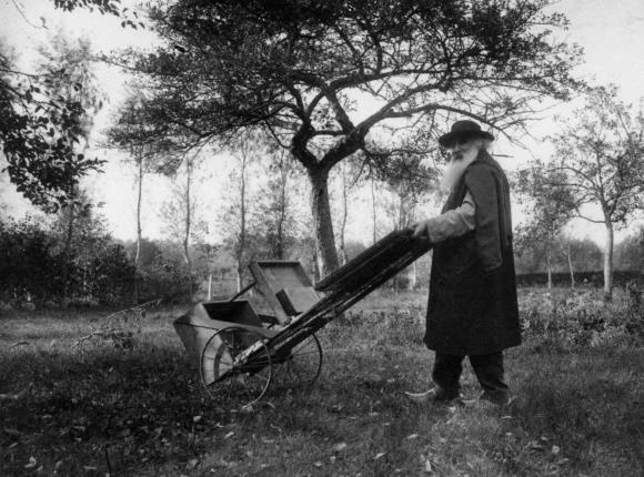 Camille Pissarro à Eragny vers 1900 