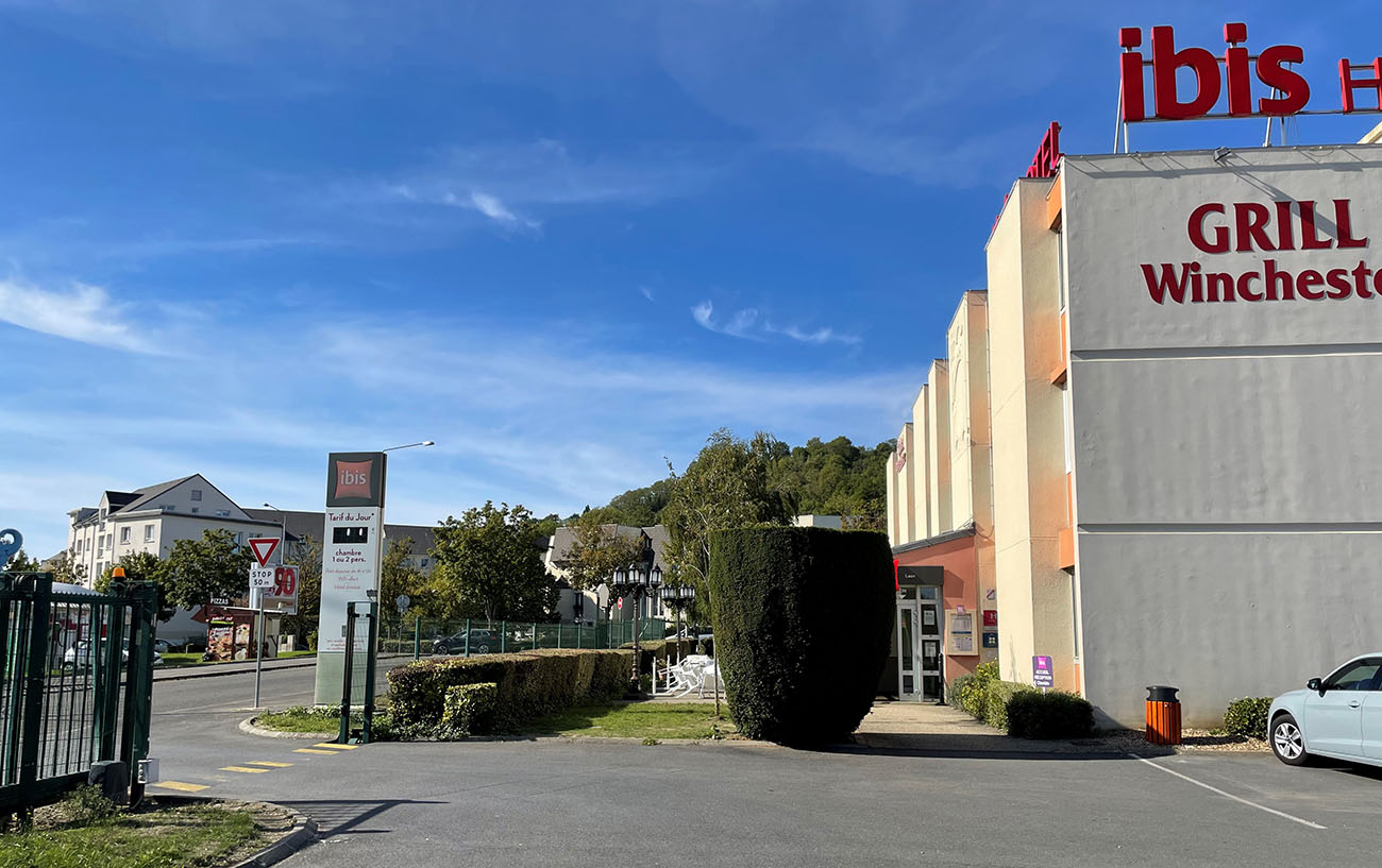 ACCES HOTEL SIM