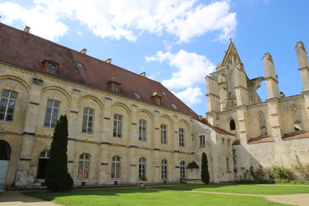 Abbaye de Longpont