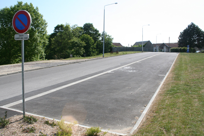 Accès aire 1 rue du Maréchal Juin < Laon < Aisne < Picardie