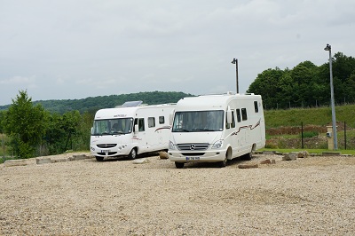Aire d'accueil de Zaza parking < Chavignon < Aisne < Picardie