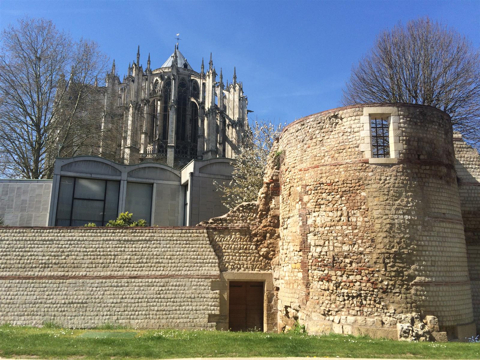 Beauvais_Remparts_2016©VisitBeauvais