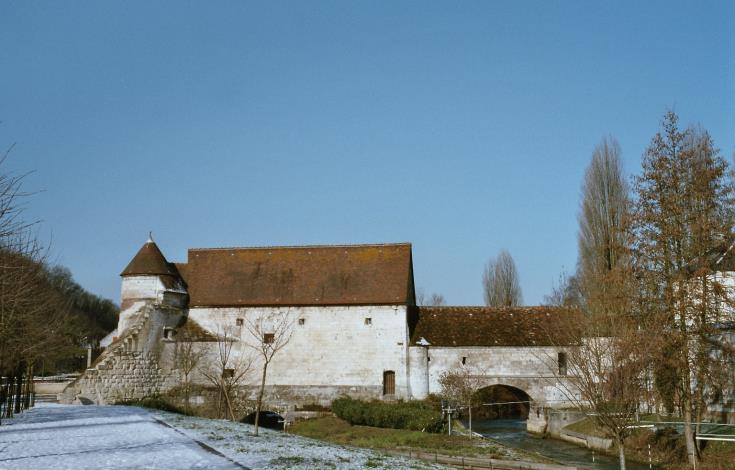 Beauvais_Tour-Boileau_2005©VisitBeauvais