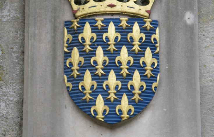 Blason Capétiens de la façade 2