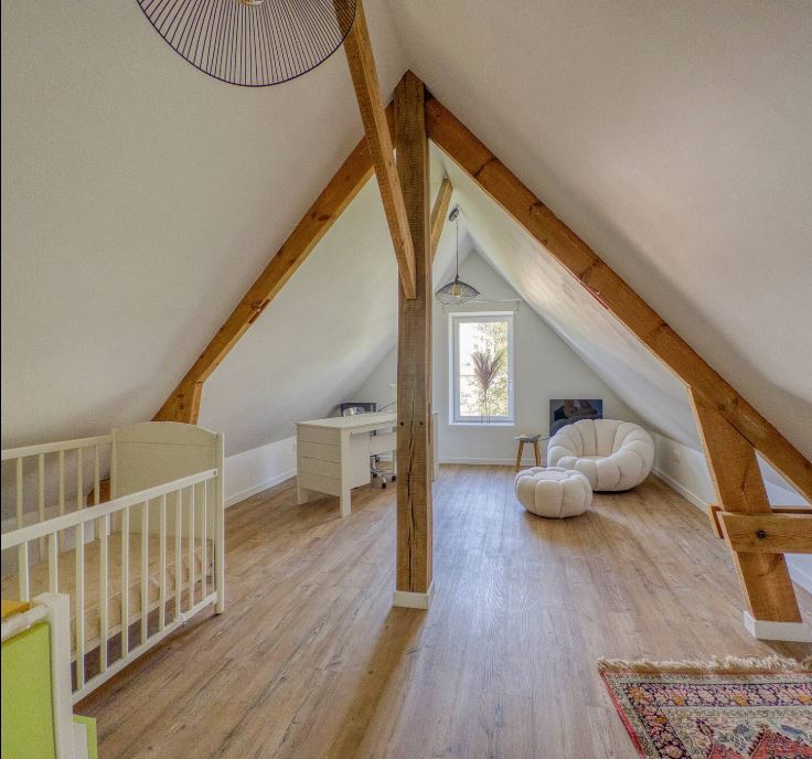 Bureau + lit bébé maison 2