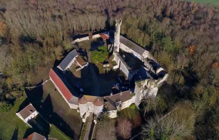 Chateau vu par drone2