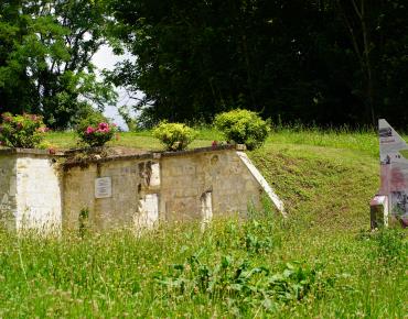 Place de la Paix à Autrêches