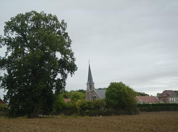 Eglise de Beaulieu-les-Fontaine (Les arcs)