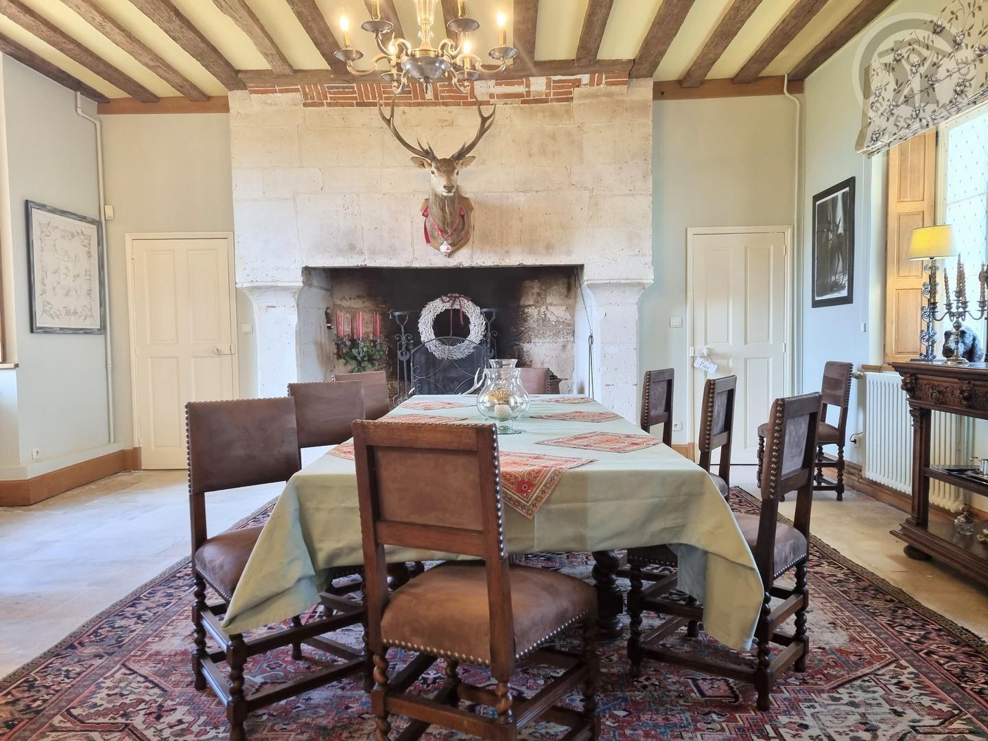 LARGNY SUR AUTOMNE Le Manoir de la Cour