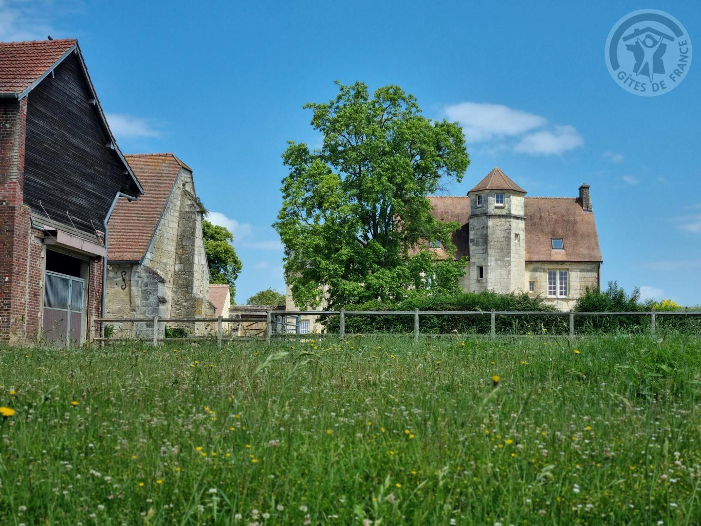 LARGNY SUR AUTOMNE Le Manoir de la Cour