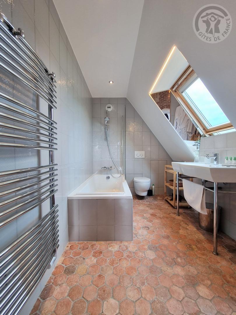 LARGNY SUR AUTOMNE Le Manoir de la Cour