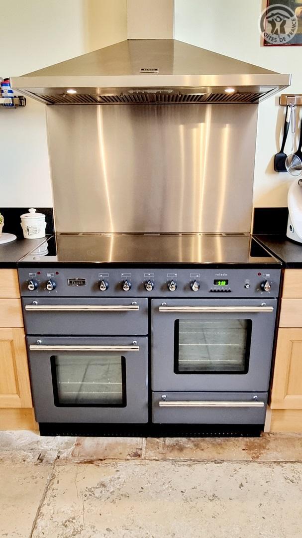 LARGNY SUR AUTOMNE Le Manoir de la Cour