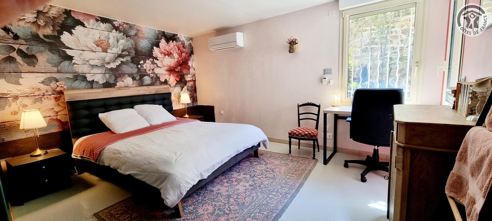 LES SEPTVALLONS Les trois grottes