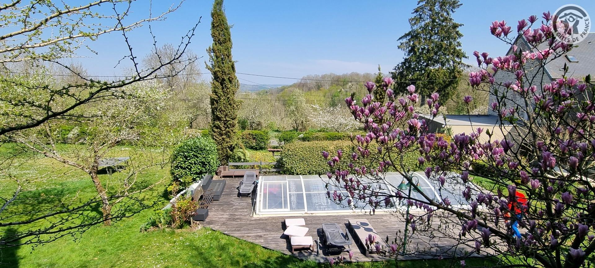 LES SEPTVALLONS Les trois grottes