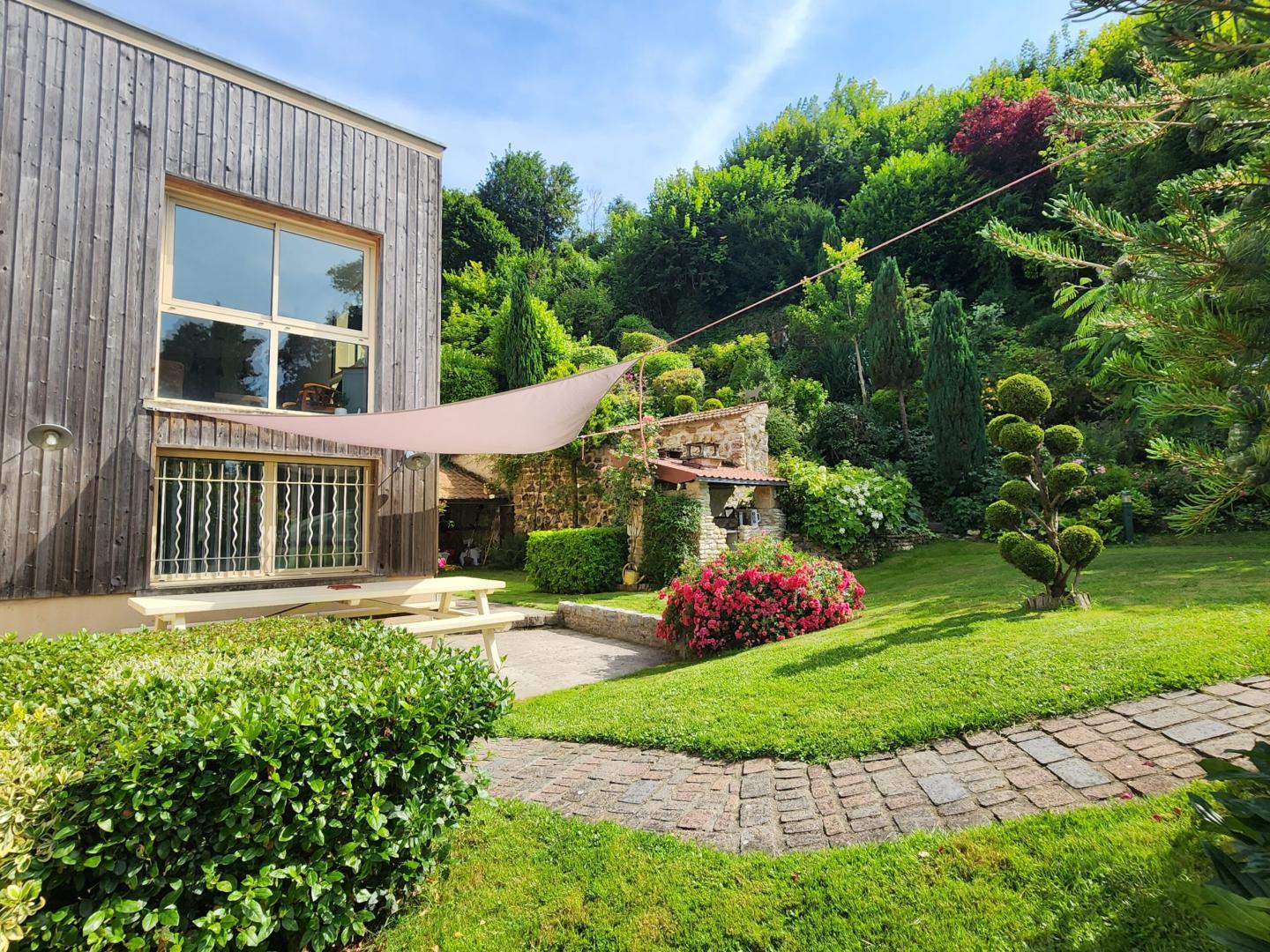 LES SEPTVALLONS Les trois grottes