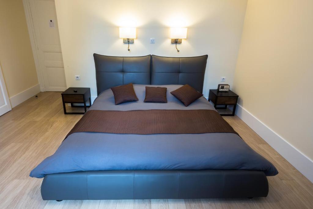 TRIE-CHATEAU Château de la Folie