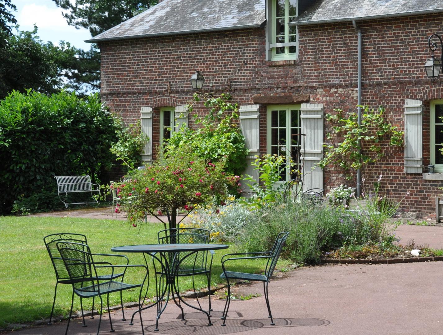 HERICOURT-SUR-THERAIN Les Jardins de Beauve