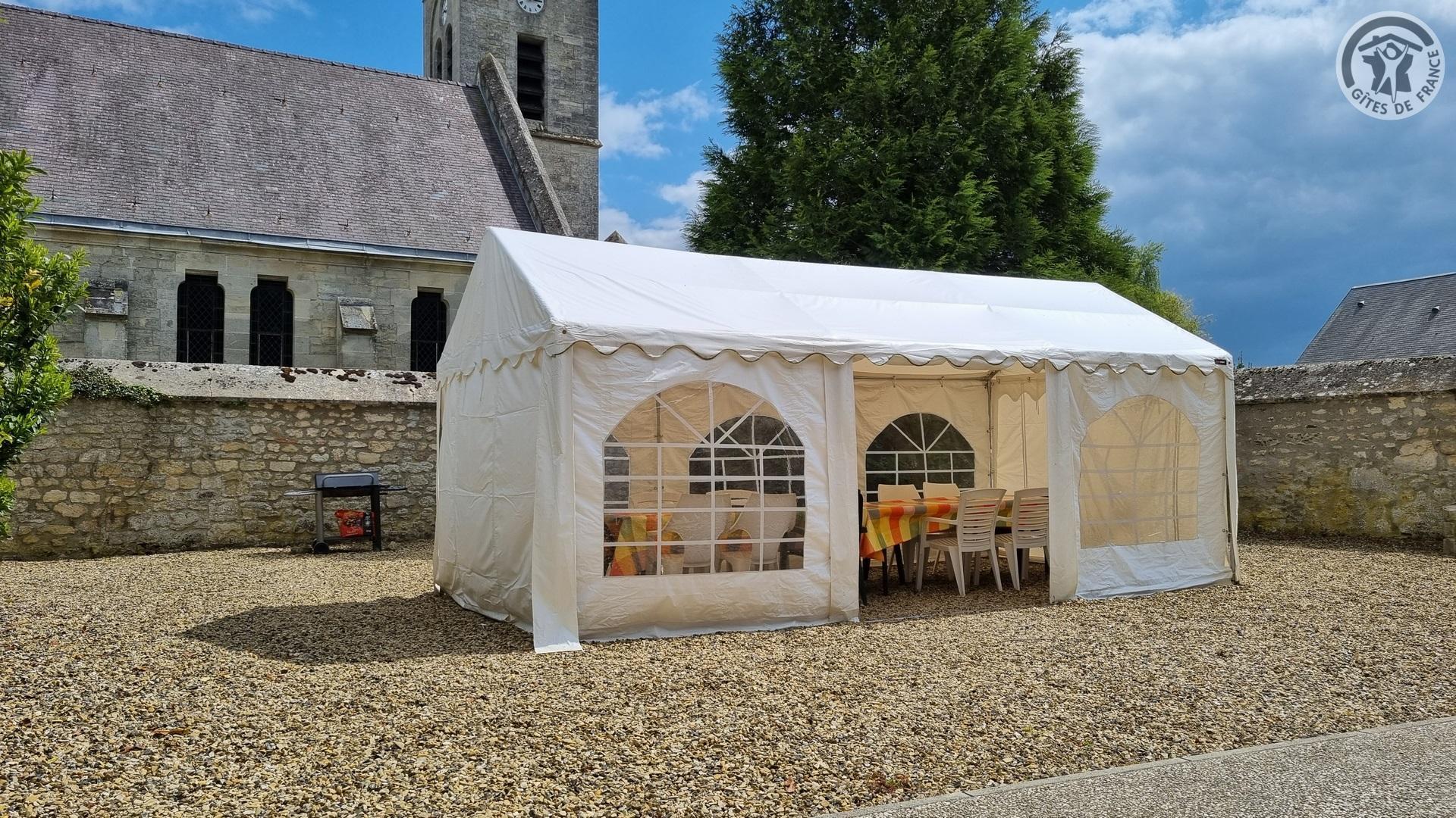 MONAMPTEUIL Monampteuil