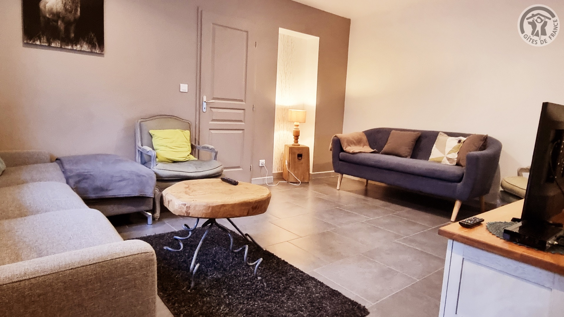 NANTEUIL-LA-FOSSE Gîte du moulin à vent