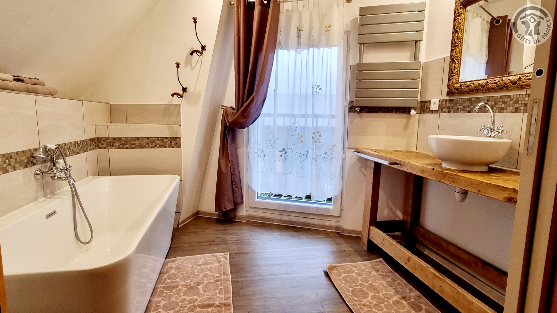 NANTEUIL-LA-FOSSE Gîte du moulin à vent