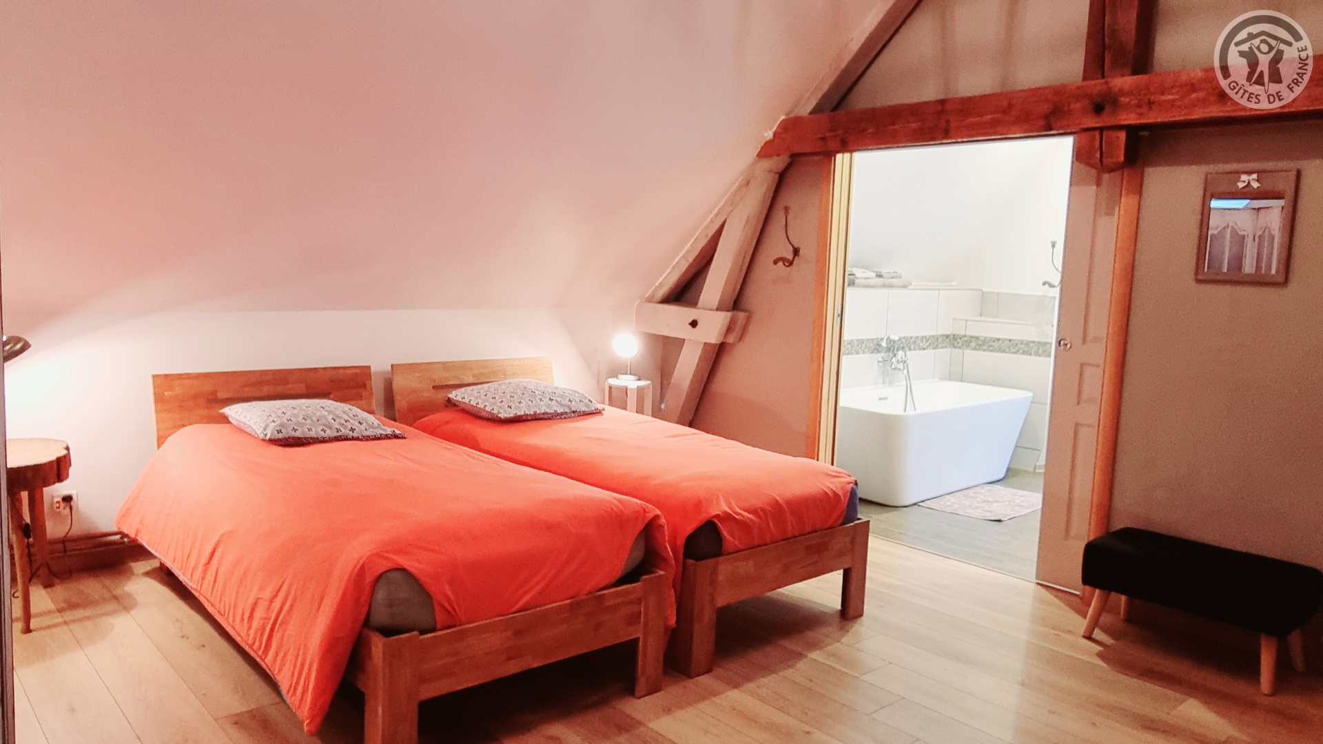 NANTEUIL-LA-FOSSE Gîte du moulin à vent