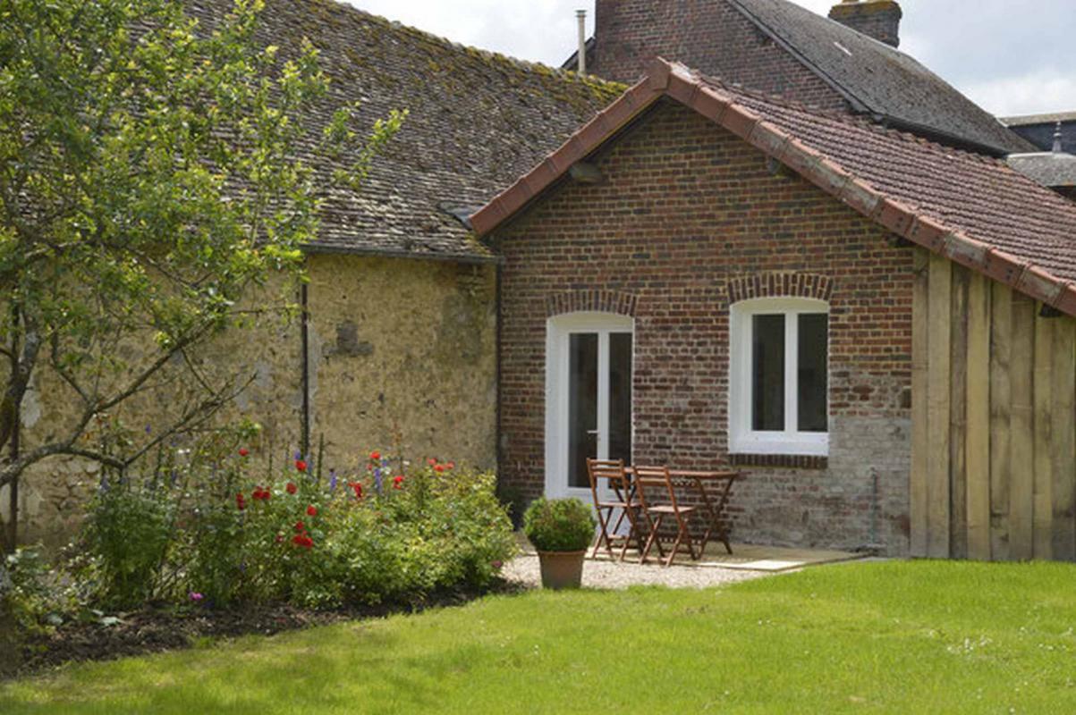 TRIE-CHATEAU Les Yourtes des Templiers