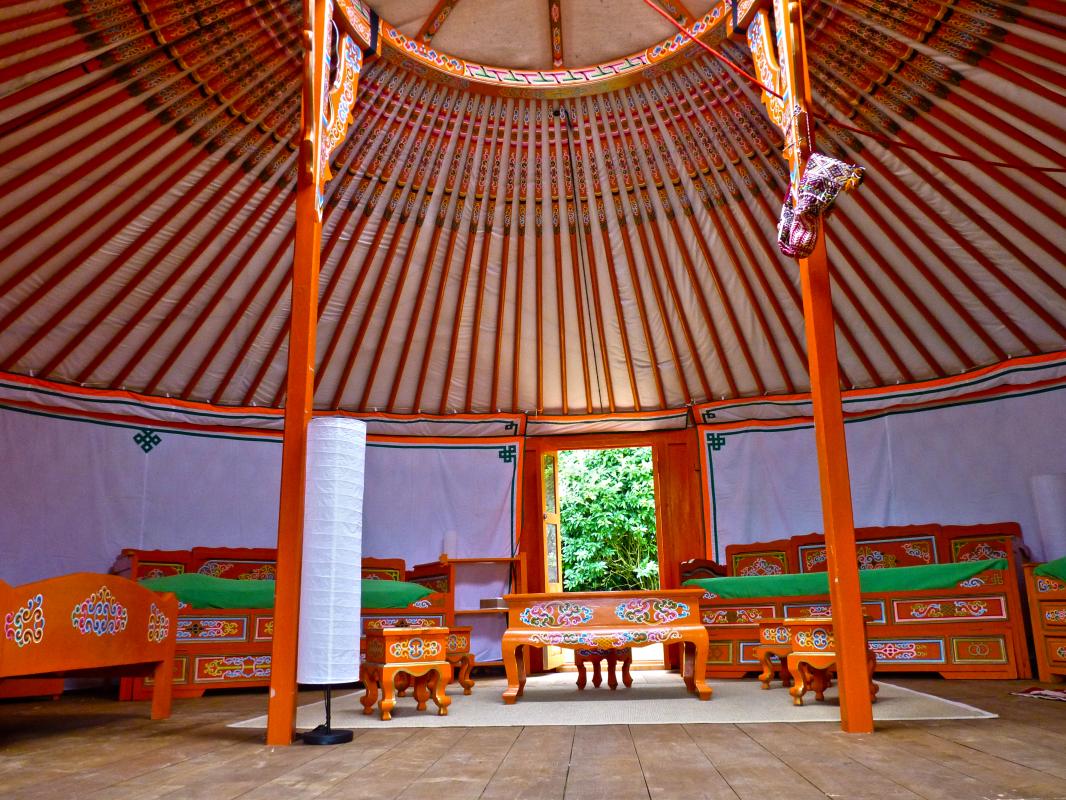 TRIE-CHATEAU Les Yourtes des Templiers