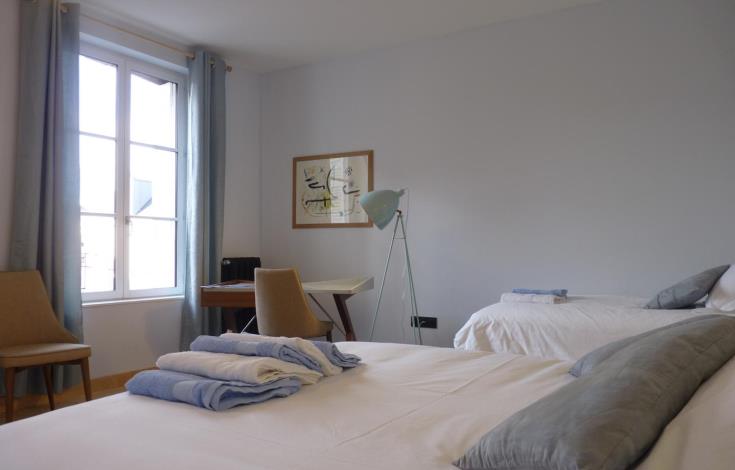 BEAUVAIS Le Rhino Rayé