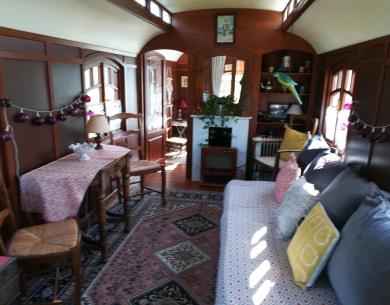 ST GERMER DE FLY La Roulotte 