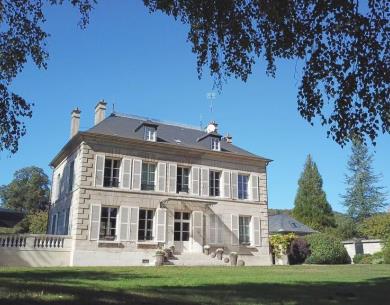 ATTICHY Le Baptistère
