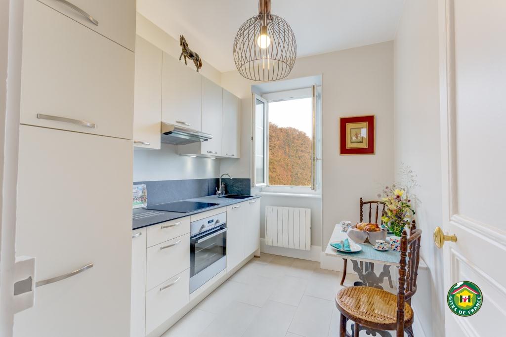 CHANTILLY Vue sur Chantilly