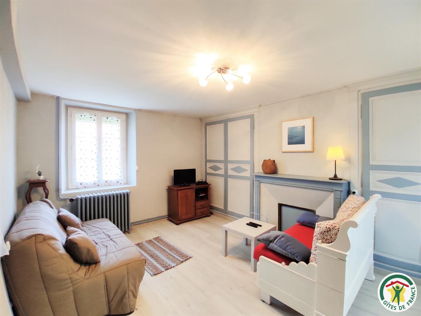 VILLERS-SAINT-SEPULCRE Aux portes du Dolmen