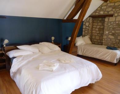 HADANCOURT-LE-HAUT-CLOCHER Gite du Haut Clocher