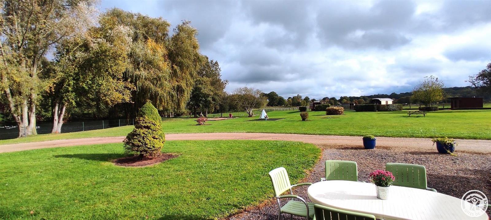 SAINT-GERMER-DE-FLY Le chalet