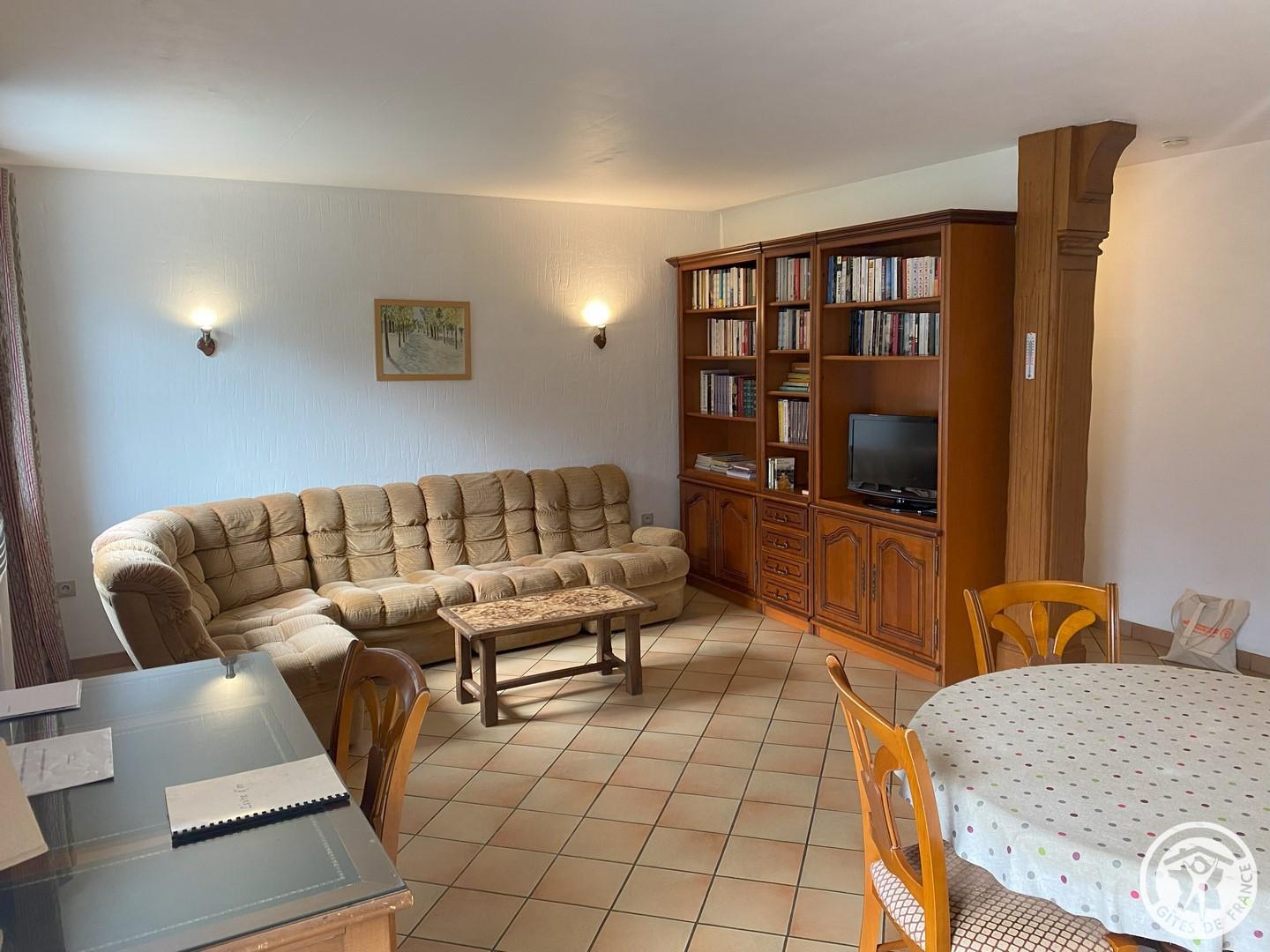 DELINCOURT Gîte du Cornouiller