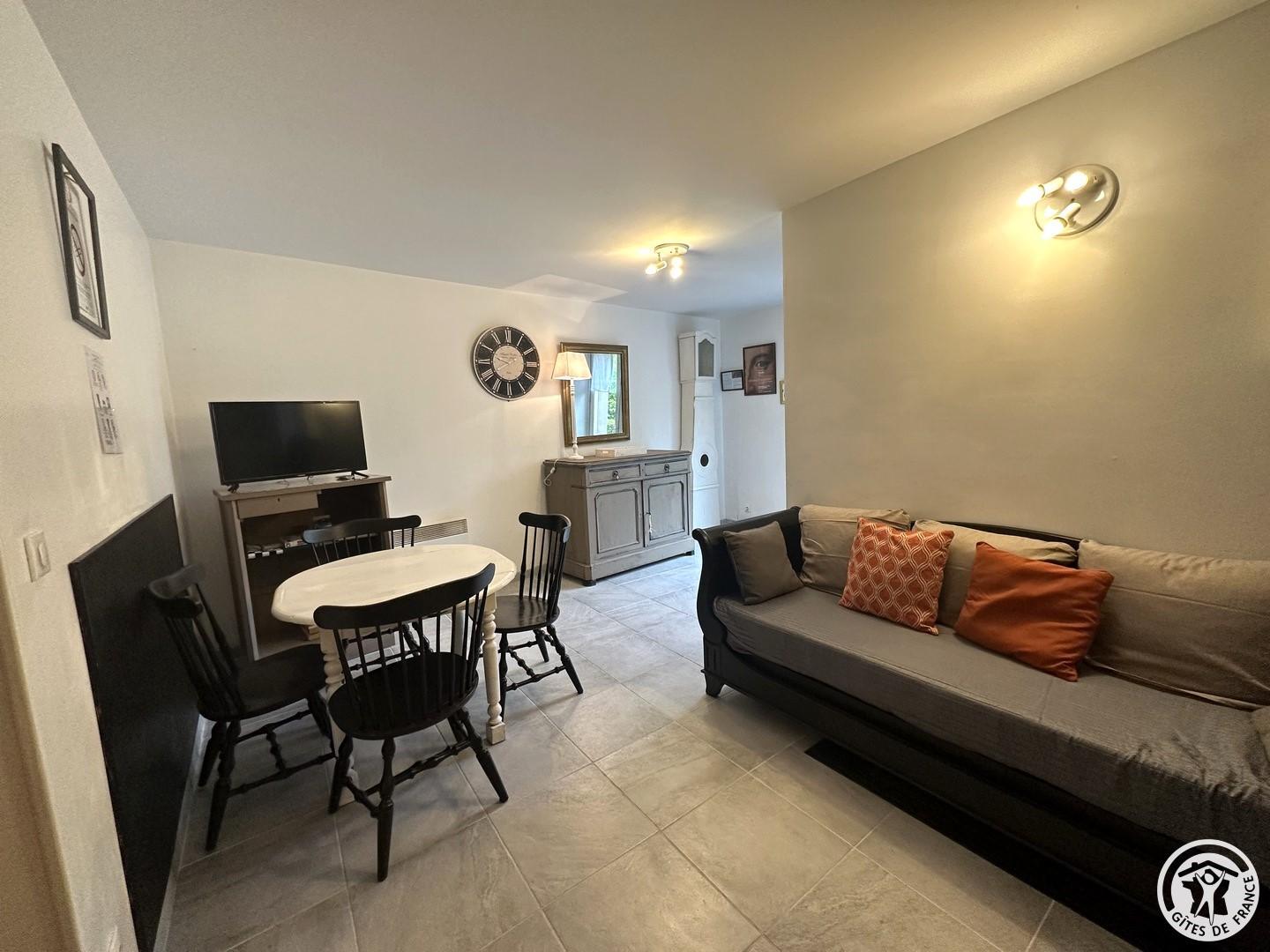 CREVECOEUR-LE-GRAND Le Moulin  Alidor