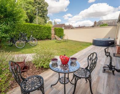 SAVIGNIES Au Tio Potier