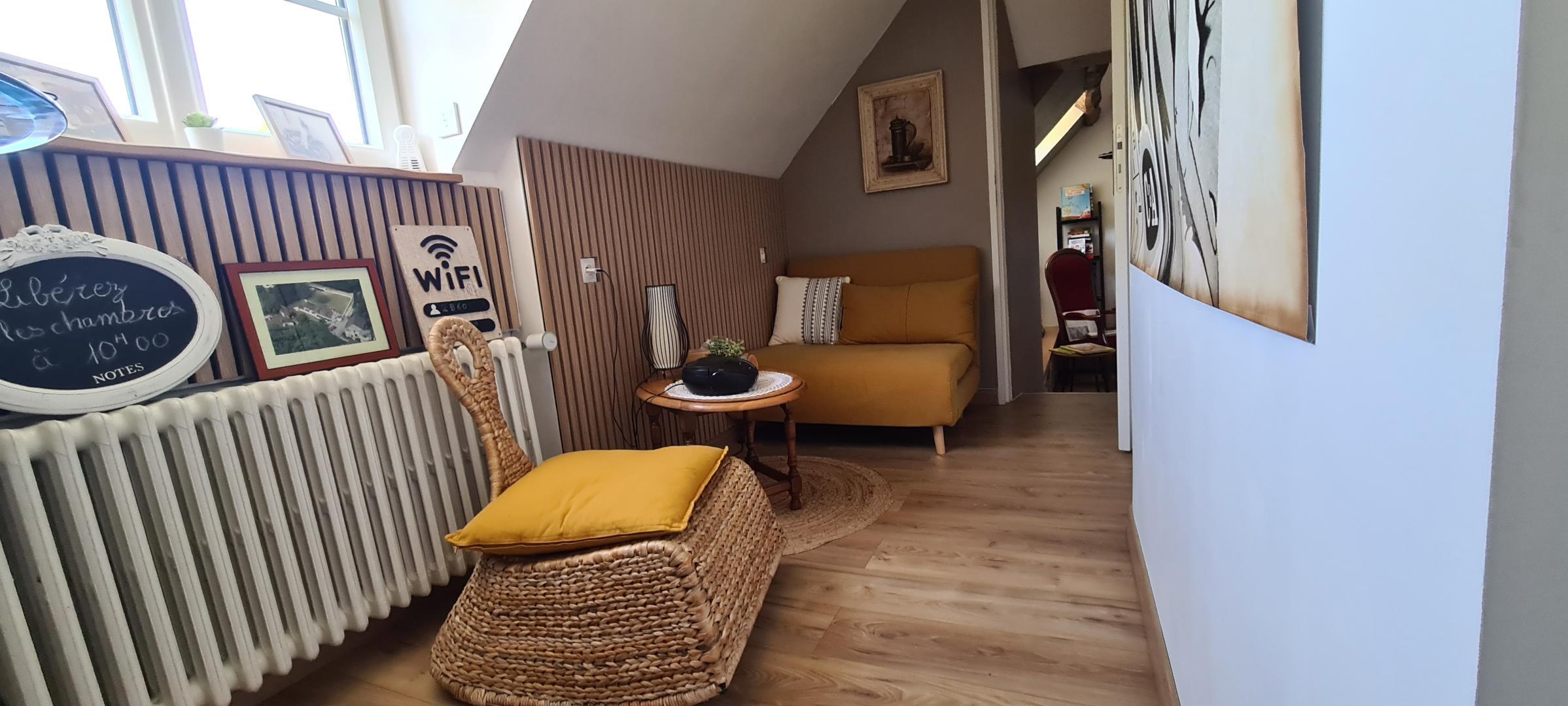 MORIENVAL Re-pause pieds