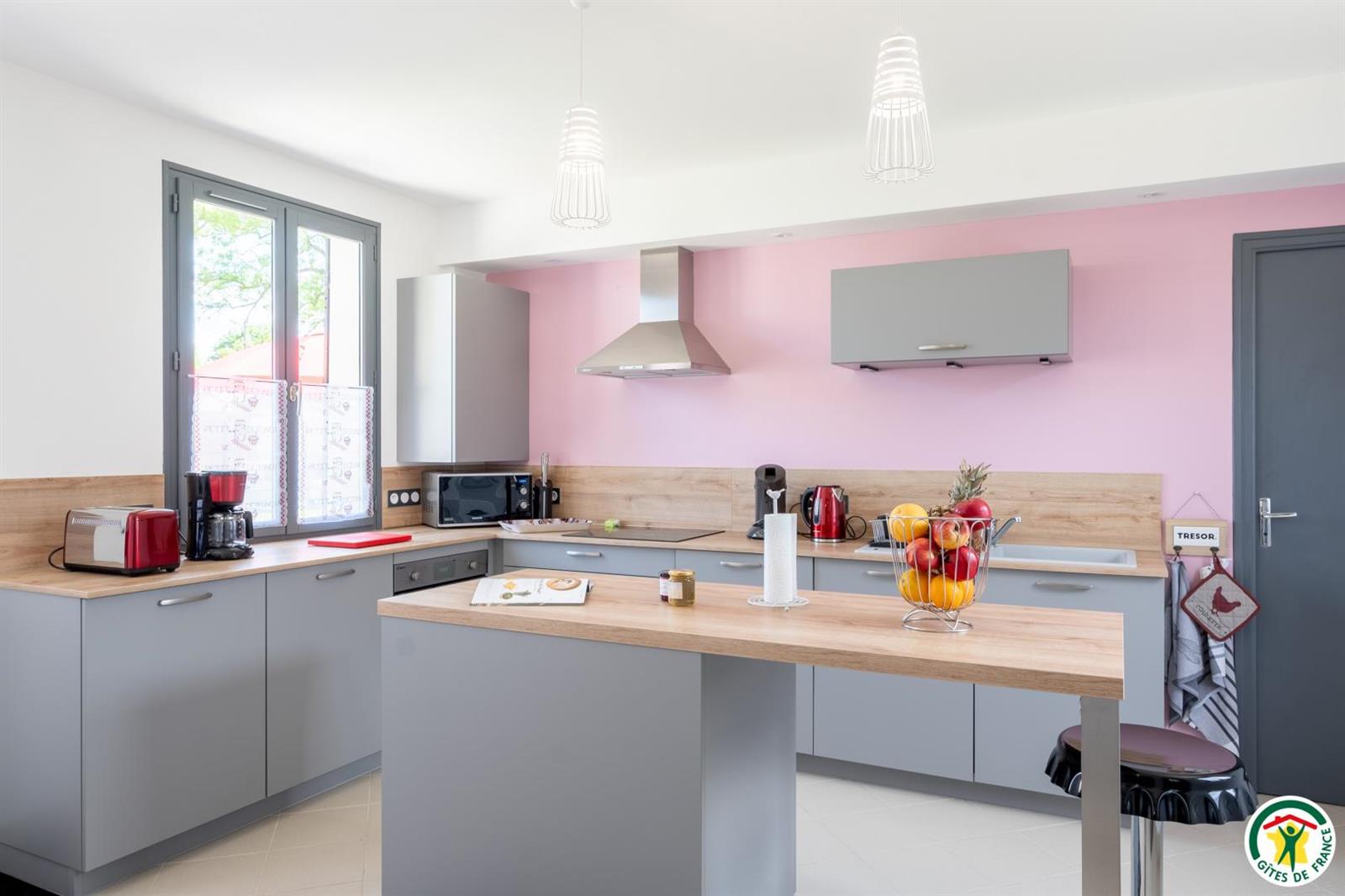 GOUY LES GROSEILLERS Miel et Groseilles