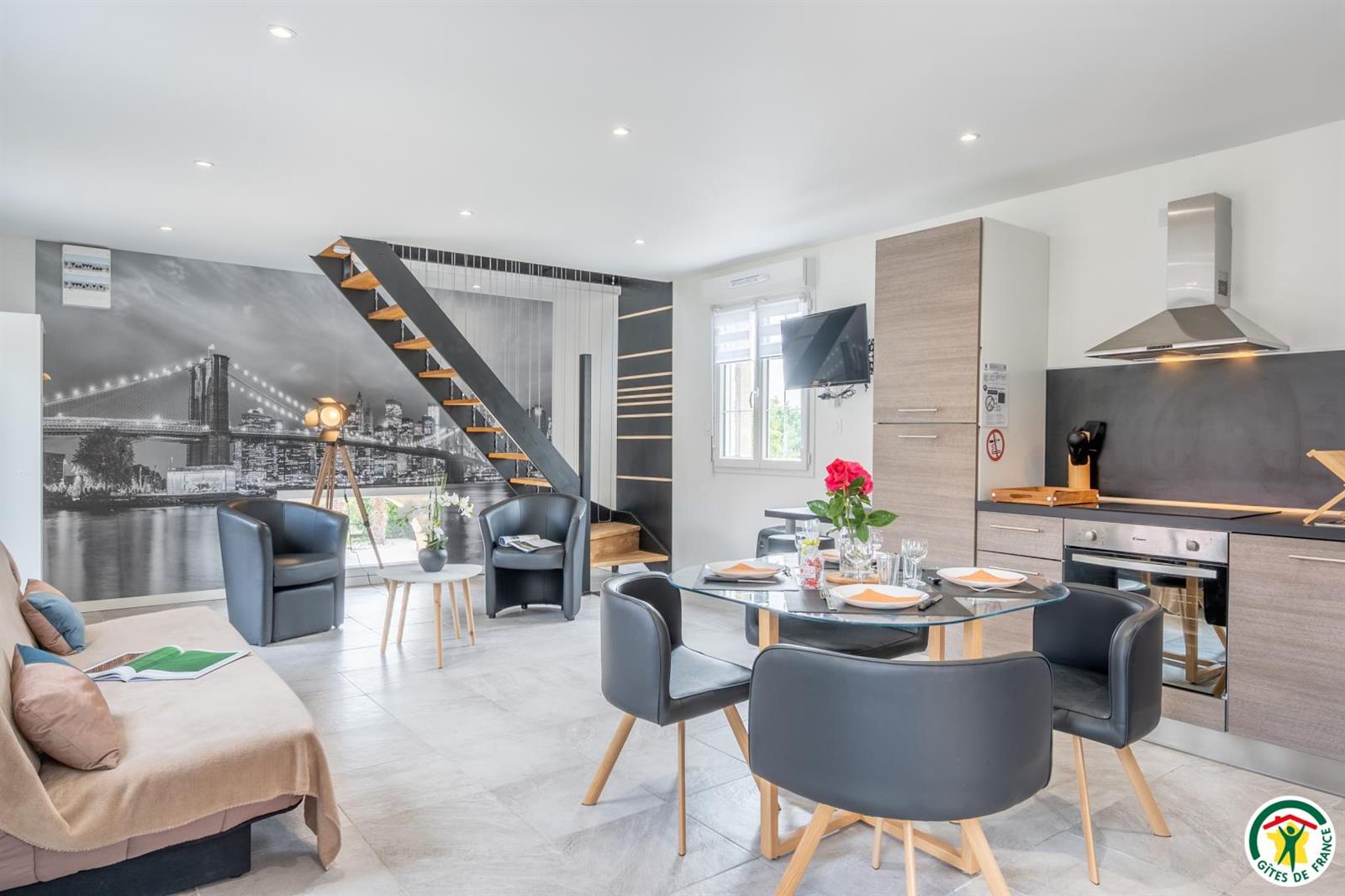 EVRICOURT Le gite des Ecuries de Marquecy