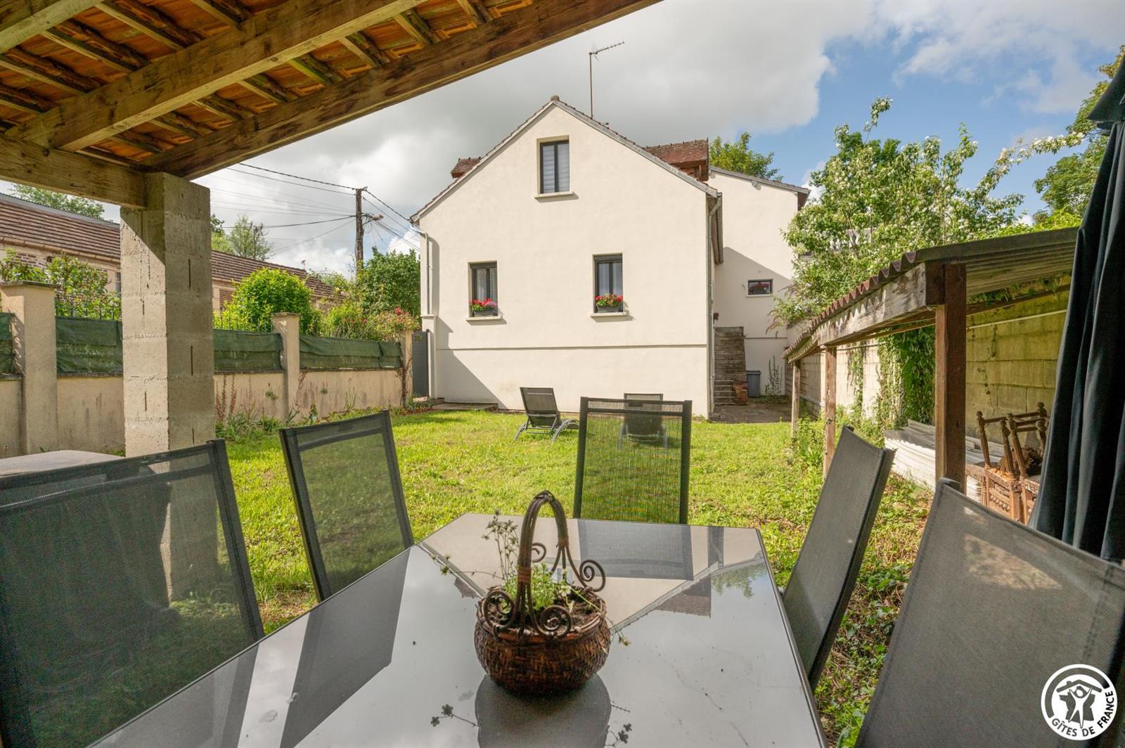 BETHISY SAINT PIERRE La Maison  du Moulin Joli