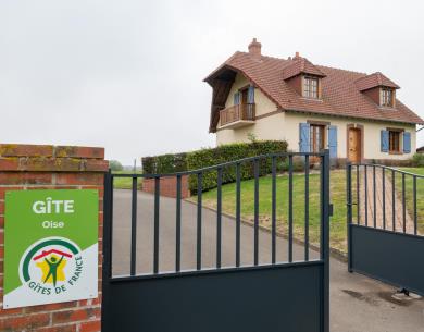 ERNEMONT BOUTAVENT Le gite du village