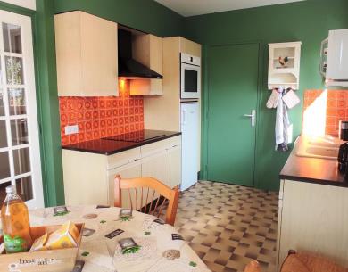 SAINT JUST EN CHAUSSEE Les 2 Coqs